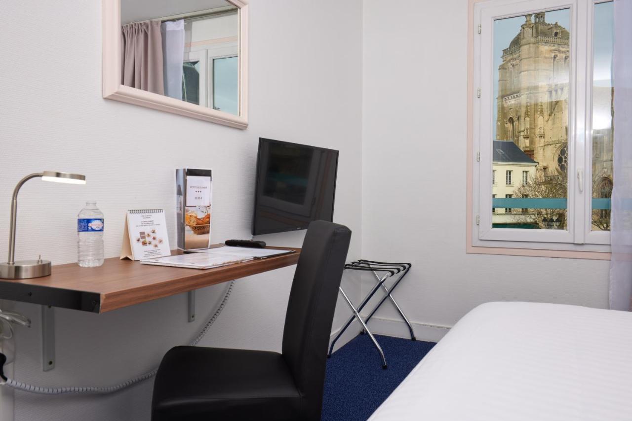 Hotel Le Beffroi Dreux Esterno foto