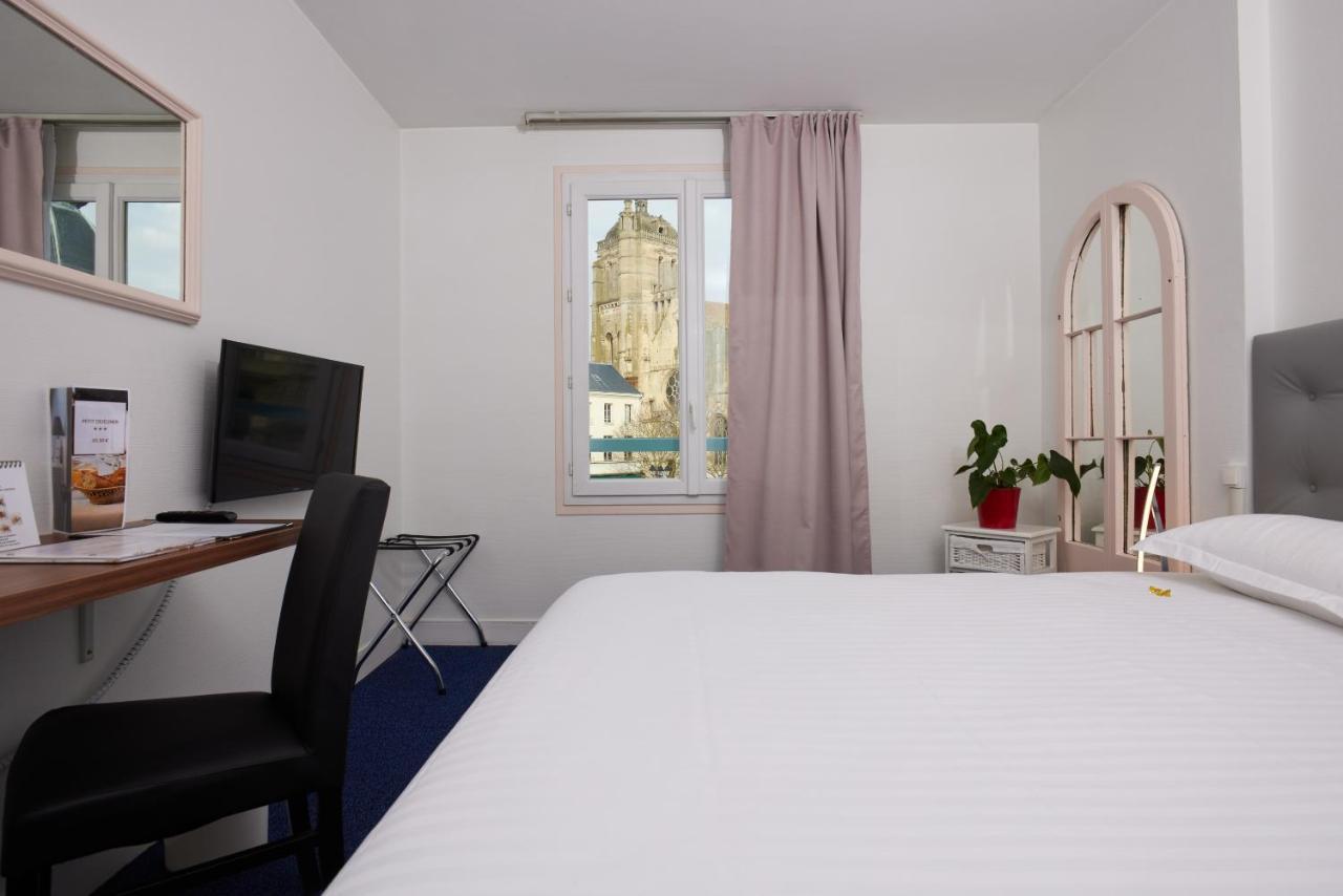 Hotel Le Beffroi Dreux Esterno foto